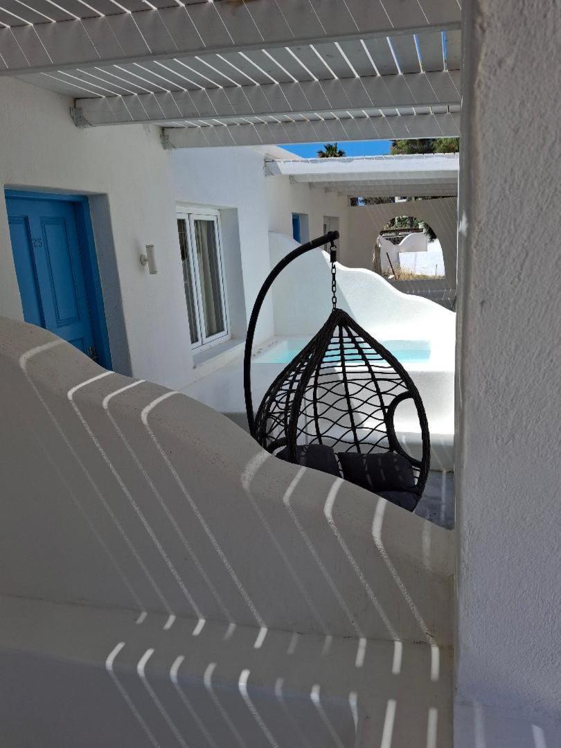 Sea Wave 2* Perissa (Santorini)